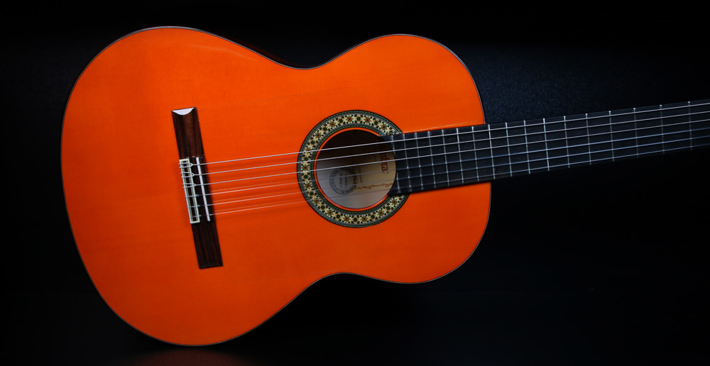 قیمت خرید گیتار فلامنکو الحمبرا Alhambra 4F Flamenco