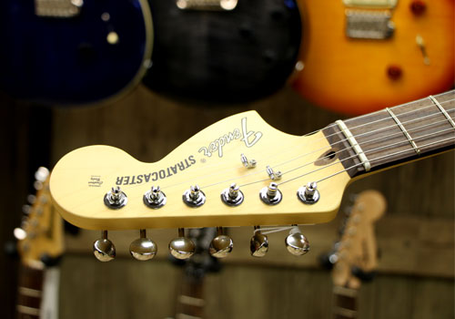 گیتار الکتریک فندر Fender American Performer Strat Honey Burst