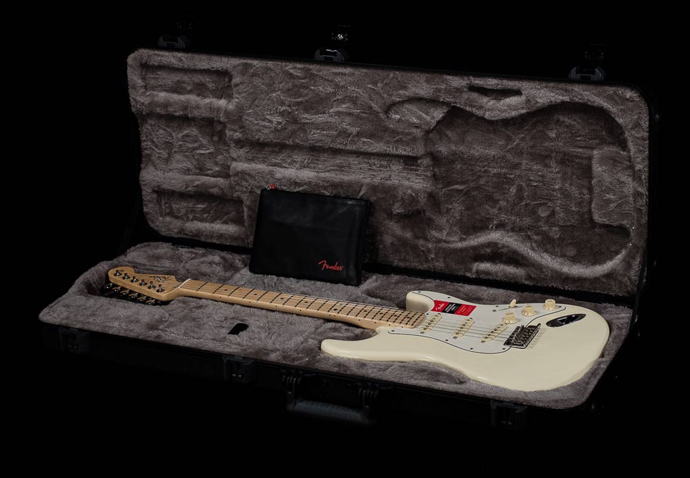 قیمت خرید گیتار الکتریک Fender American Pro Strat Maple OW