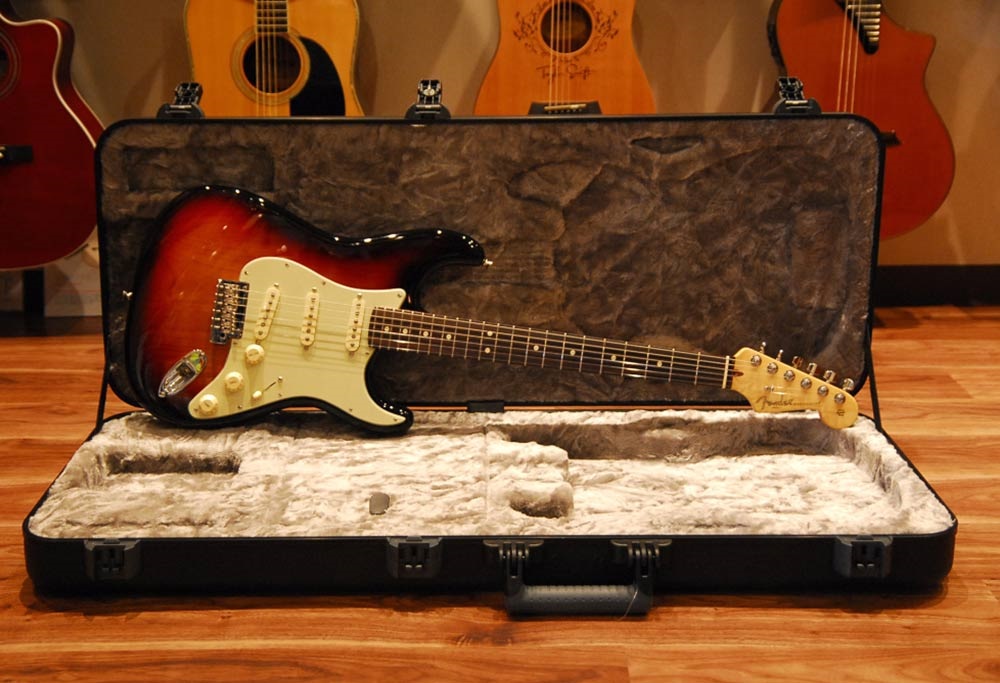 قیمت خرید گیتار الکتریک Fender American Pro Strat Rosewood 3-CSB