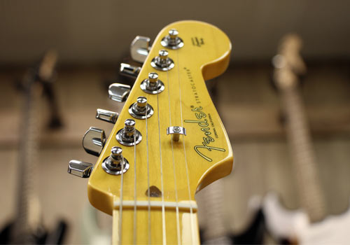 fender-american-professional-ii-strat-mn-ssb گیتار الکتریک فندر Fender American Professional II Strat MN SSB